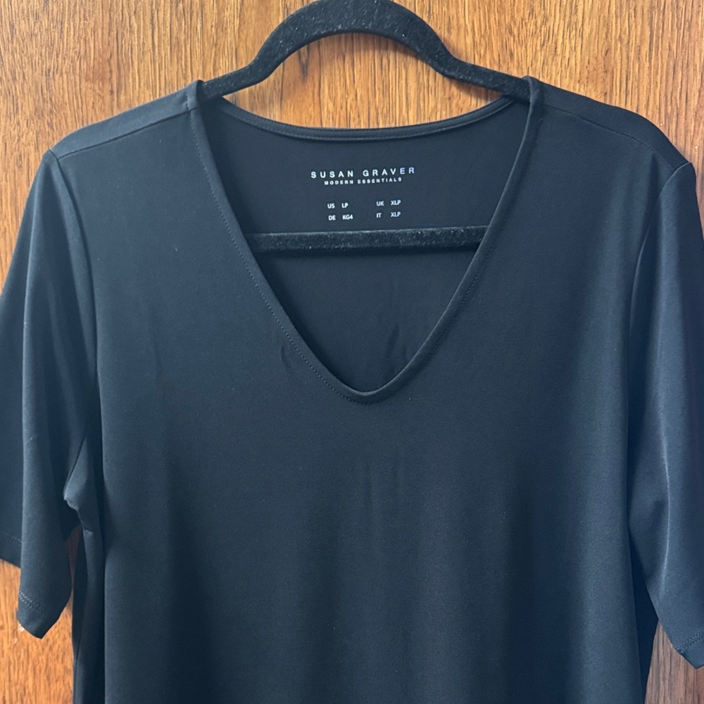 Susan Graver Classic Black Short Sleeve Top - Picture 6 of 6